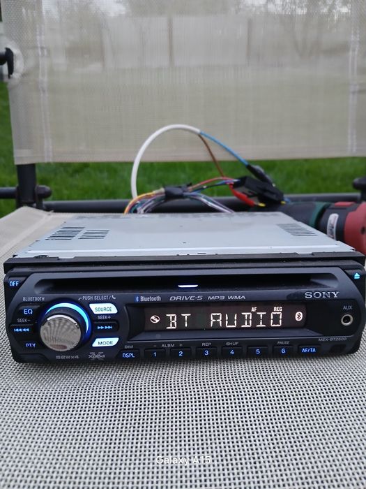 Radio mp3 cd  casetofon bluetooth SONY mex bt 2500 4 x 52W ( audi dacia opel ford seat skoda vw )