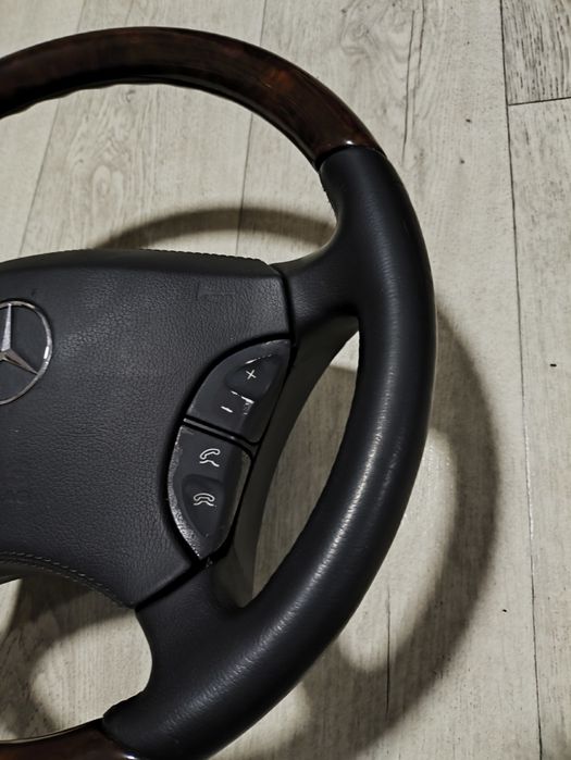 Руль Мерседес 220