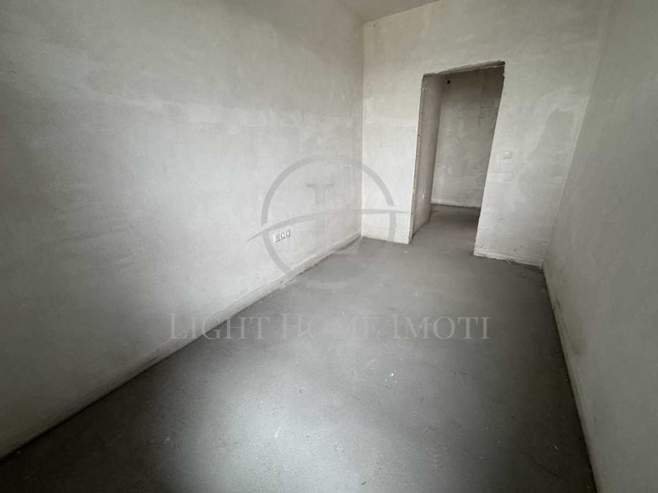 Продава се Тристаен апартамент в Пловдив, Христо Смирненски - 90 кв.м за 1218 €/кв.м - Снимка #8