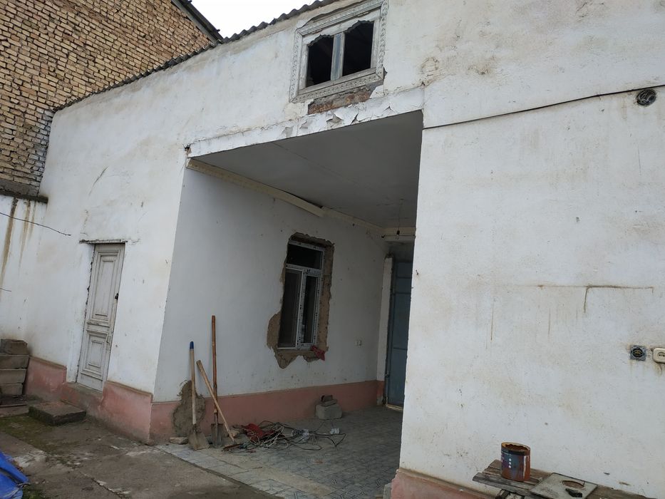 Саехатда Ховли сотилади. 47.000 келишамиз шахардан квартира керак