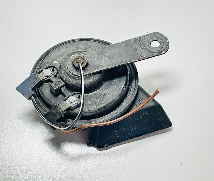 Claxon   000233 Audi A4 B7