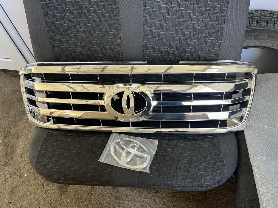 Решетка land cruiser 100