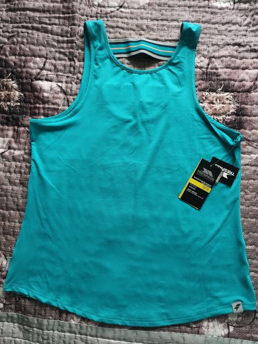 Maieuri damă, noi, mărimea L Trespass și Asics