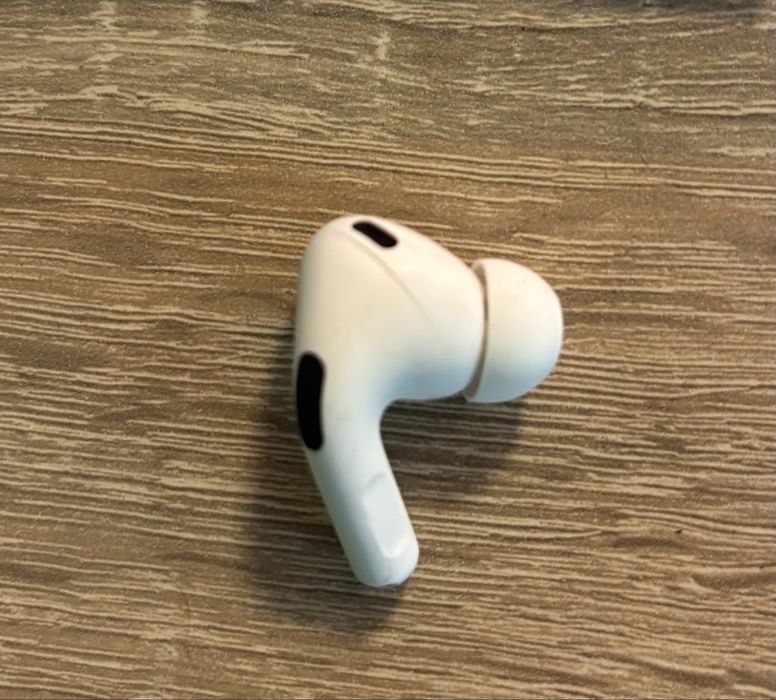 Apple AirPods Pro 2