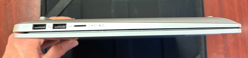 Lenovo ideapad slim 5 - core ultra 5 125h + 32 gb ddr5 + 1 tb