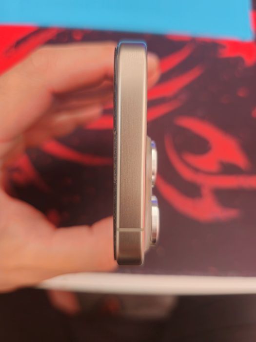 iPhone 15 pro Desert Titanium 256. Нова батерия!