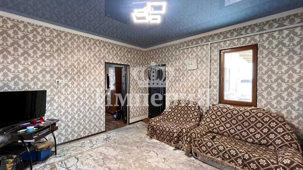 продается 5 ком дом в Востоке Айдана Империя