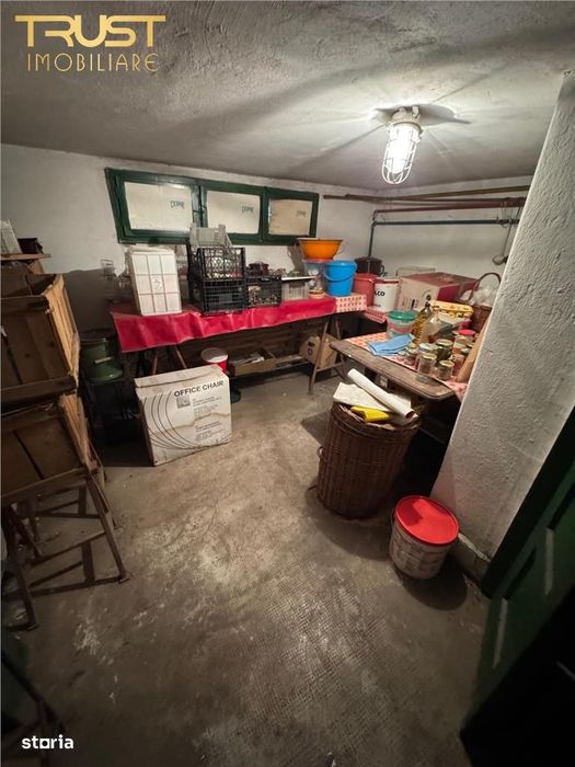 Casa cu 5 camere l 406 MP Teren l Garaj l Andrei Muresanu