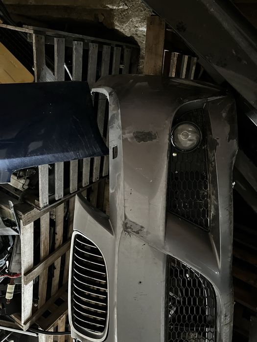 Предна М броня бмв е90/91 фейс