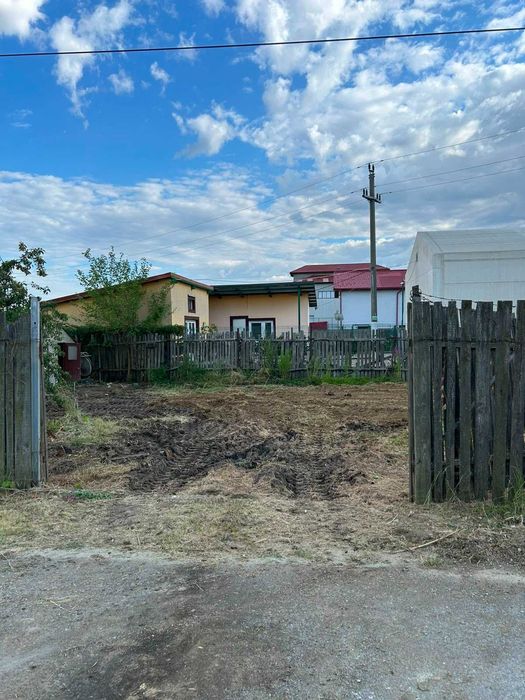 Teren de vanzare intravilan lot 300mp PREMIUM - Apa - Curent - Gaze - Canalizare - Asfalt - COMUNA 1 DECEMBRIE, ILFOV