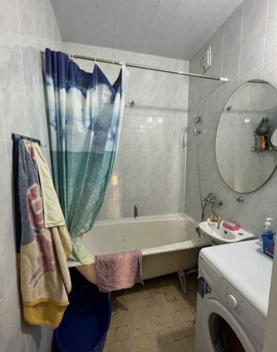 1в2/4/4 продаётся квартира. Ялангач. Срочно