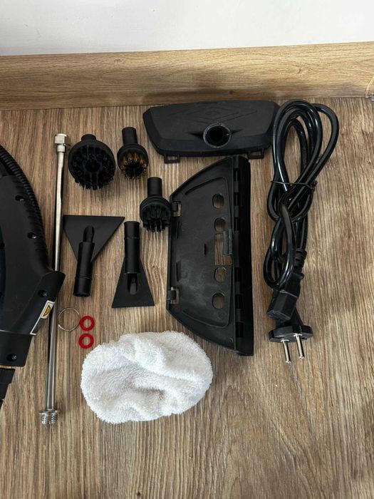 Мини преносима парочистачка 2500W 1200ml резервоар