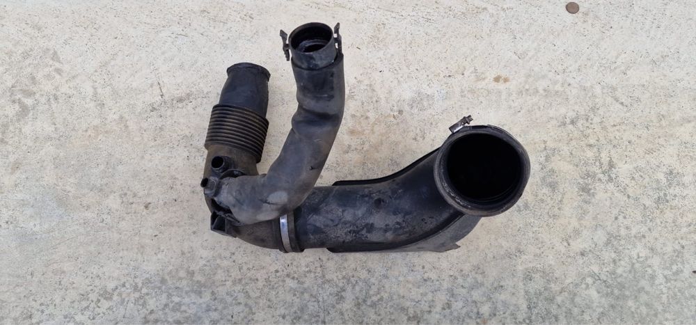 Furtun aer aspiratie turbo bmw f30 f32 f36 f34 f33 n20 b20 benzina