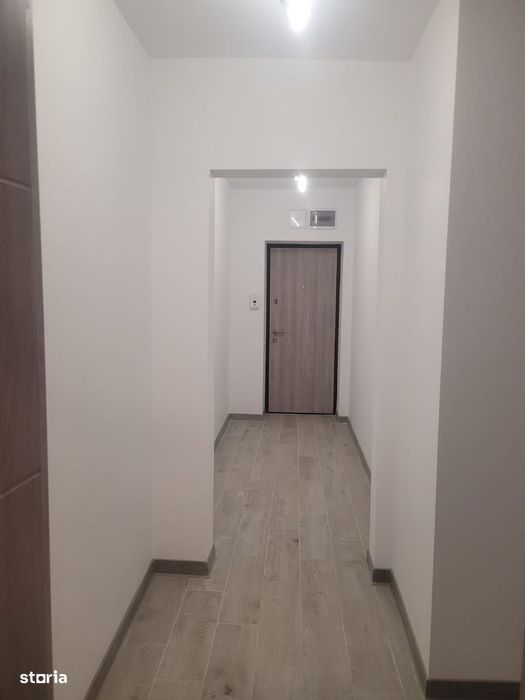 Apartament 2 camere de vanzare Drumul Taberei - Raul Doamnei