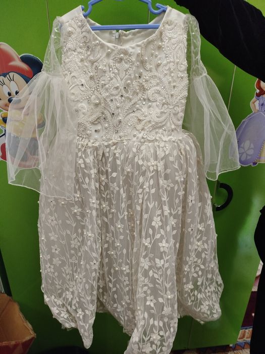 Oq kelin kòyle sotiladi yangi