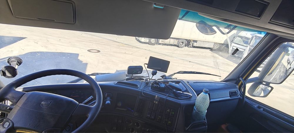 Vand/ de vanzare Cap tractor volvo mega FH 460,2013