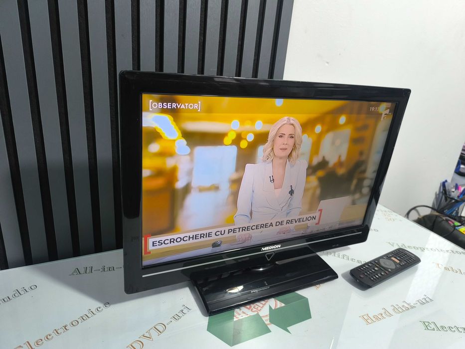 Televizor MEDION MD 21108 AT-A 21.5 inch cu player DVD integrat