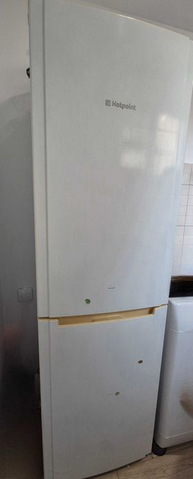 Хладилник с фризер