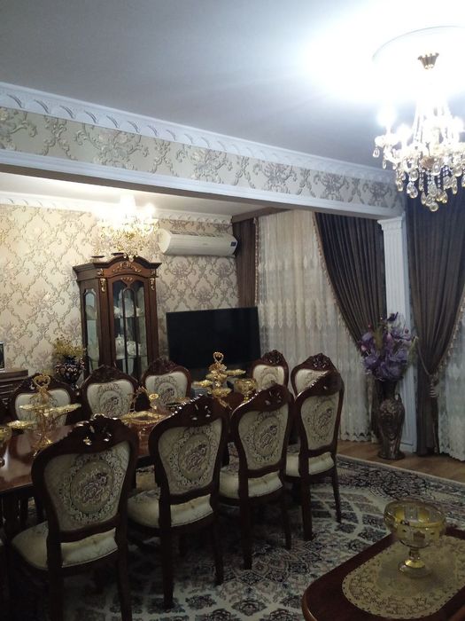 Уй сотилади мебеллари билан