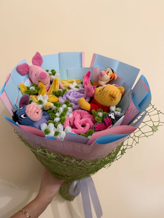 Ръчно изработен приказен букет от плюшена тел