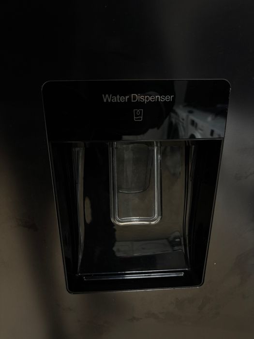 Side by Side хладилник CHiQ