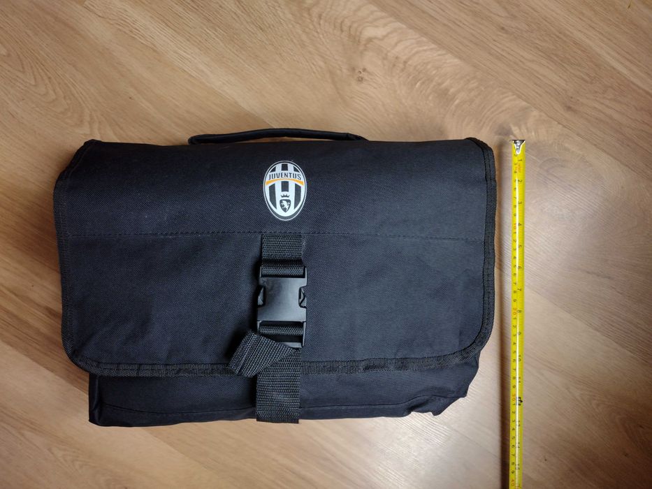 Juventus - ученическа чанта на Ювентус