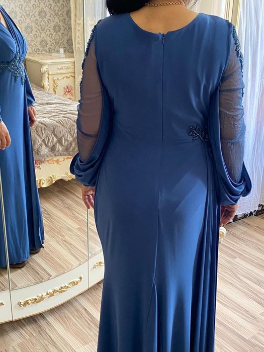 Красивое вечернее платье