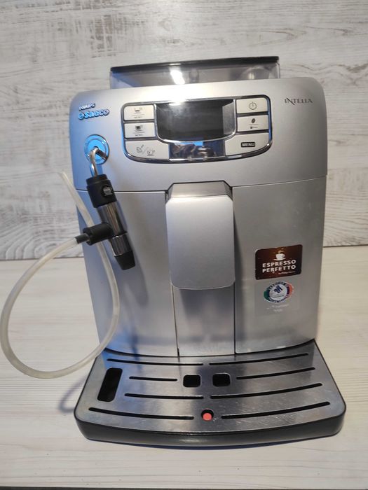 ГАРАНЦИЯ ! Saeco Intelia / Кафеавтомат - робот / Капучинатор