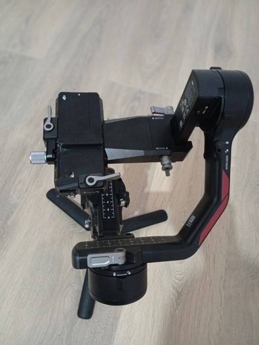 Электронный стаб. DJI RS4