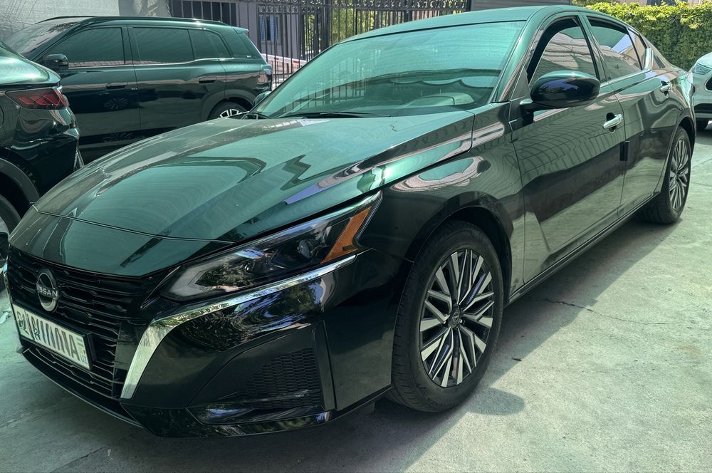 Nissan Altima 2023 года, 2,5 об’ем