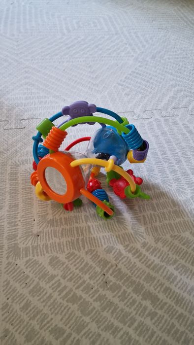 Детские игрушки до 1 года