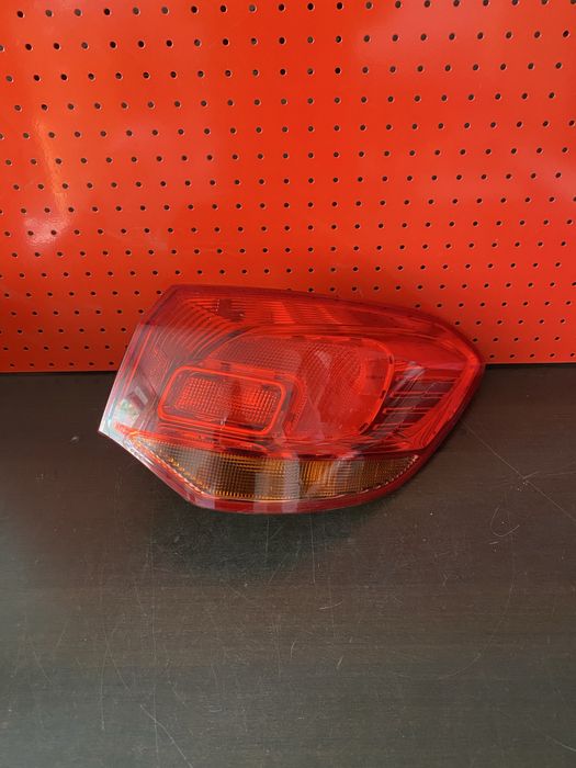 Stop dreapta pe aripa Opel Astra J Caravan
