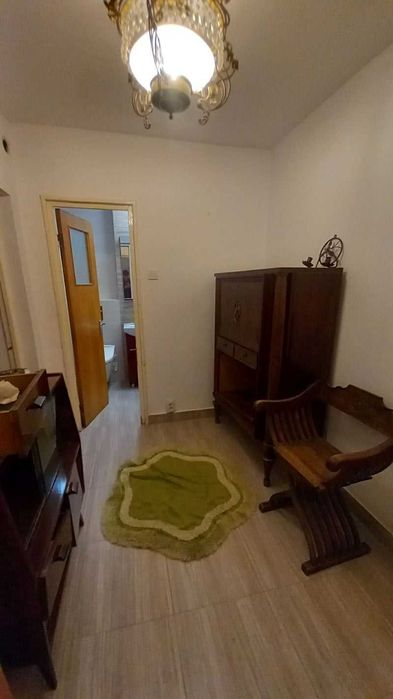 Obor (Masina de Paine) , 3 camere, parter, balcon, boxa