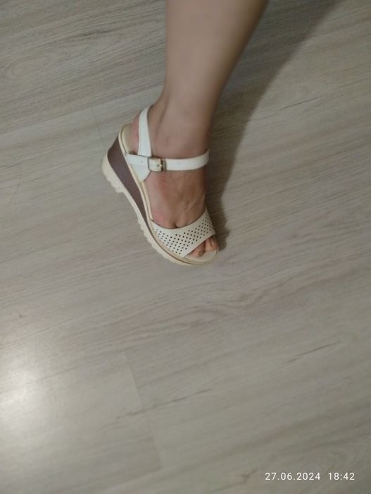 Сандали летние 2000тг