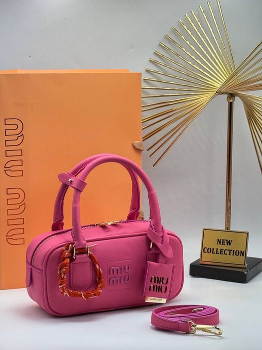 Стилна дамска чанта