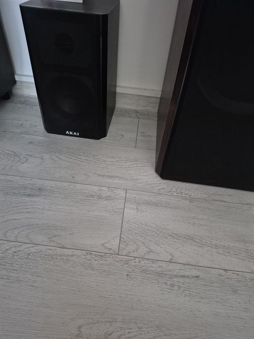 Sistem audio Akai