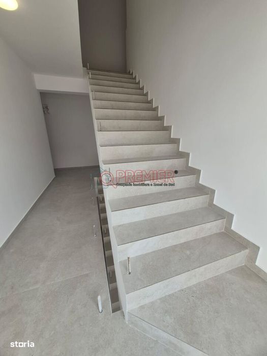 Bragadiru - Garsoniera cu loc parcare inclus la cheie - Video Real