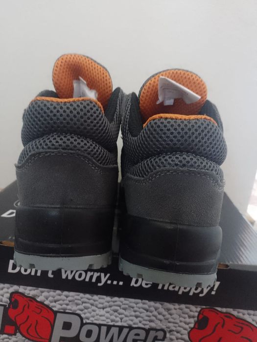 Bocanci noi , construcții cu fier în vârf nr 39