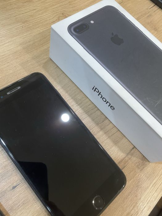 Айфон 7+ б/у в хорошем состоянии