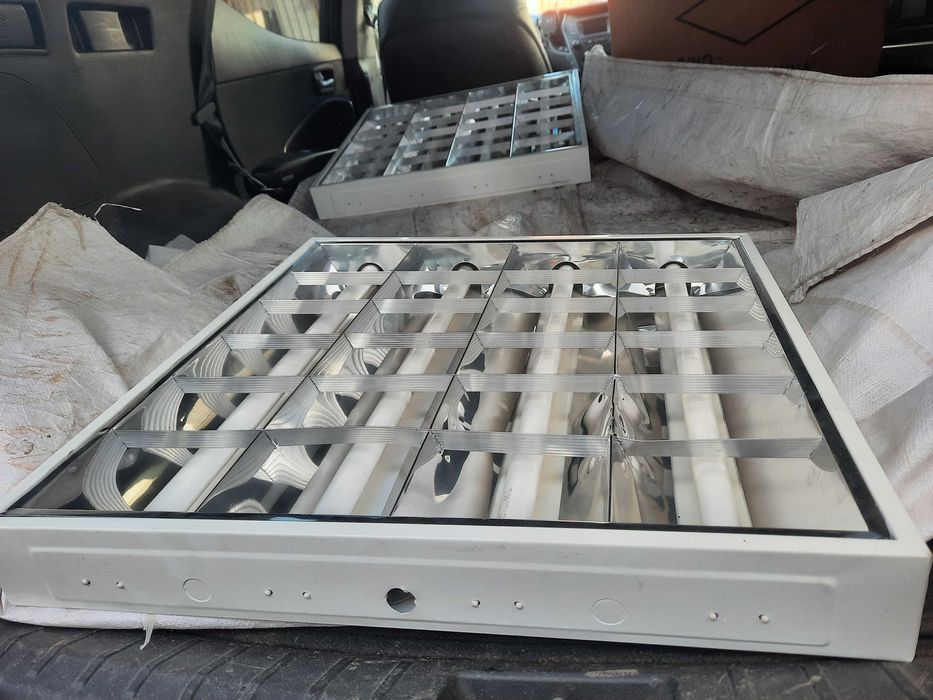 Плафоны для подвесных потолков