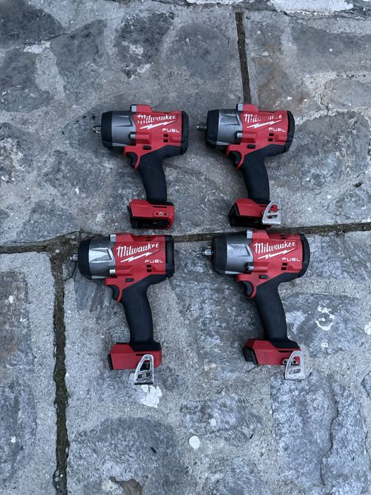 Masina de insurubat cu impact Milwaukee M18 FHIW2F12