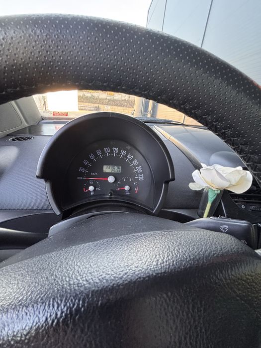 Vând Volkswagen New Beetle 1.9 TDI ALH-1999-Galben
