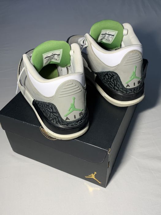Jordan 3 retro chlorophyll