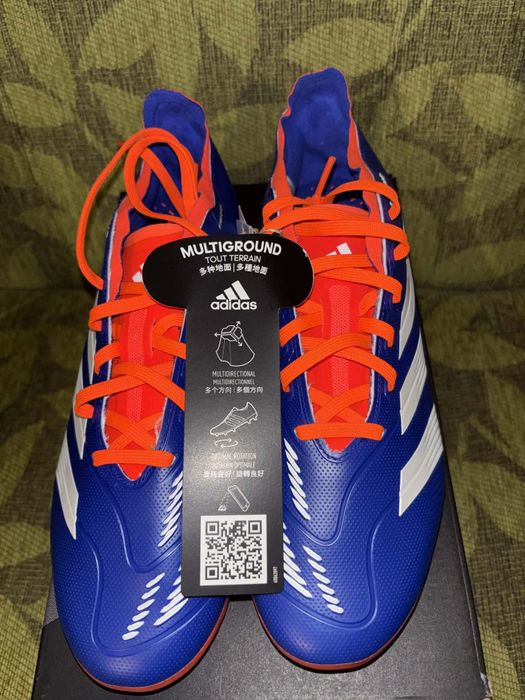 Нови футболни обувки Adidas Predator