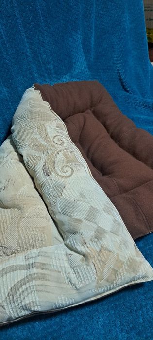 Лежак, лежанка для кошек и собак