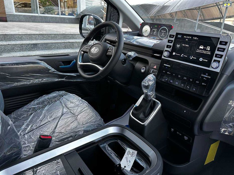 Hyundai Staria Travel 2025  официального дистрибьютора в Узбекистане