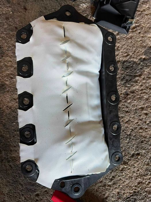 Plansa bord completa cu airbag pasager BMW X2 F39