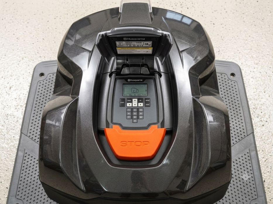 Чисто нова робот-косачка Husqvarna Automower 420 (Пълен комплект)