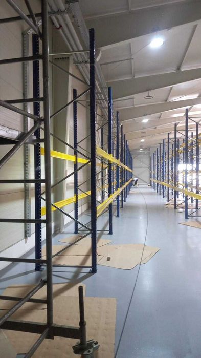 Rafturi industriale pentru depozit