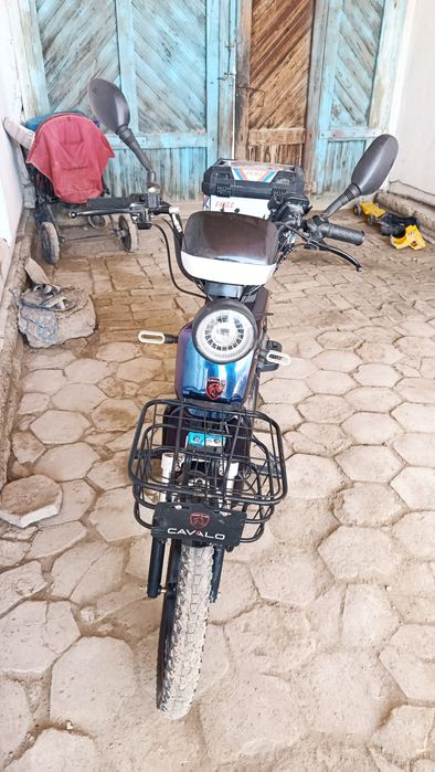 Skuter sotiladi 240w